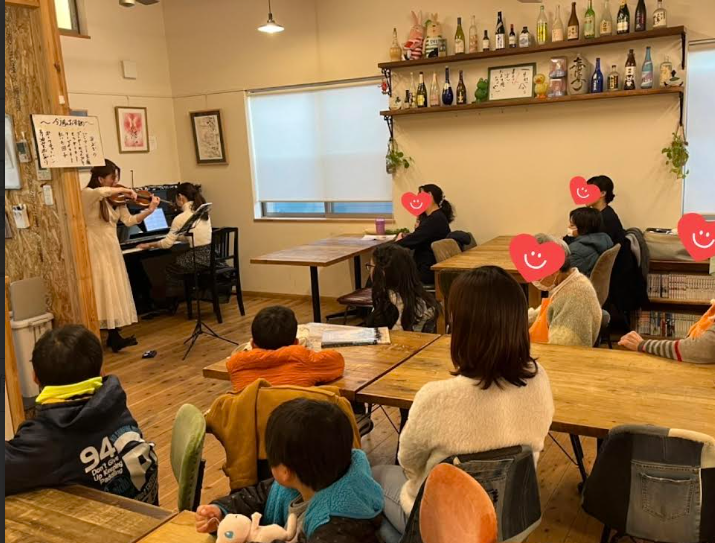 コンサートの様子(yucoco@タマリバグループ喫茶部)